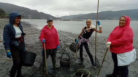 Excursions avec cueilleurs de coquillages à Redondela